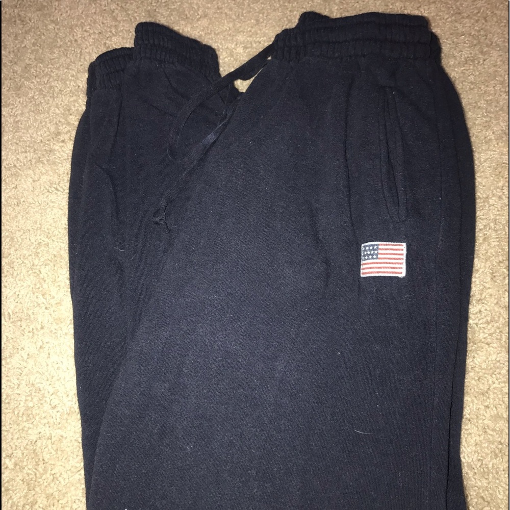 🦋RARE BRANDY SWEATS !!! 🦋